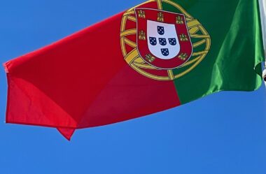 Migrar para Portugal com segurança: cidadania e visto de residência